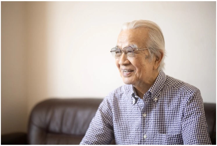 阿刀田高近影