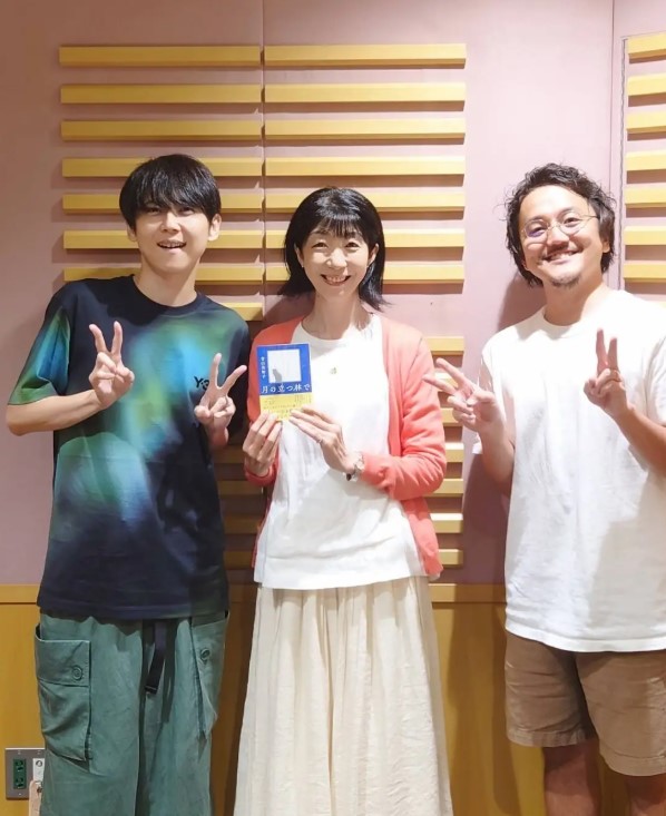 月の立つ林で_3人写真