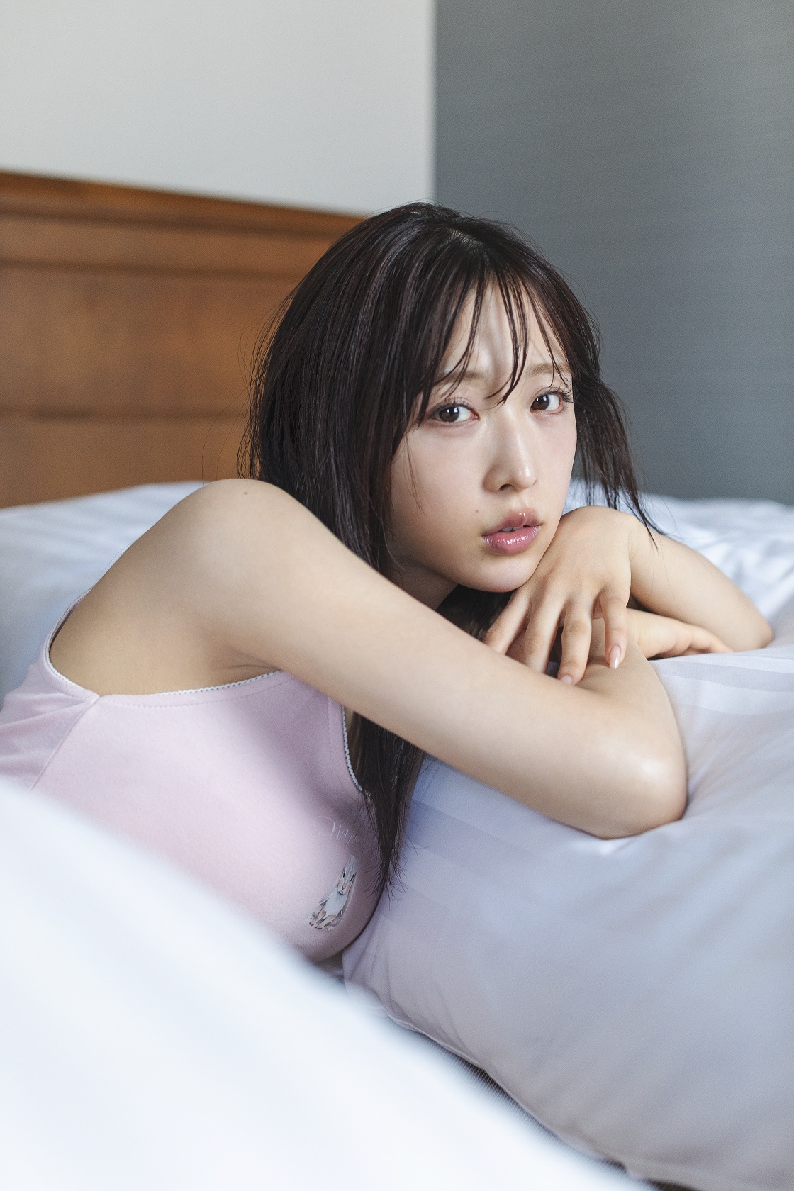 小栗有以