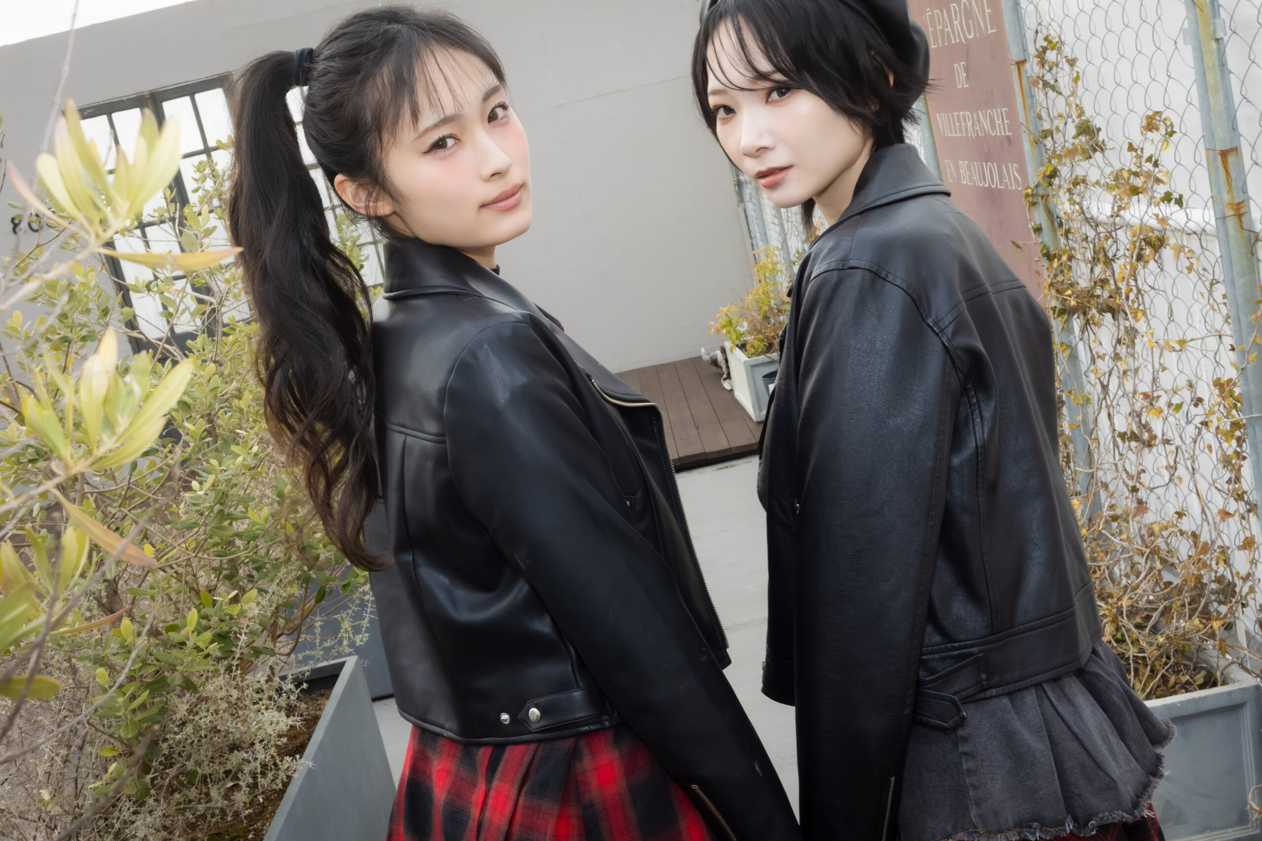 18期生の成田香姫奈と19期生の奥本カイリ