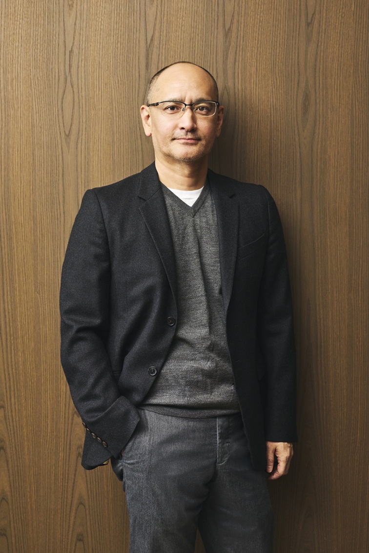 吉田修一